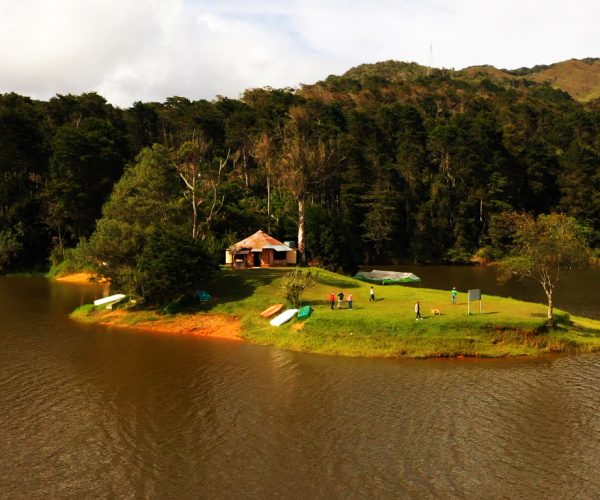 13. Embalse Troneras...Carlos Pérez - copia (1)